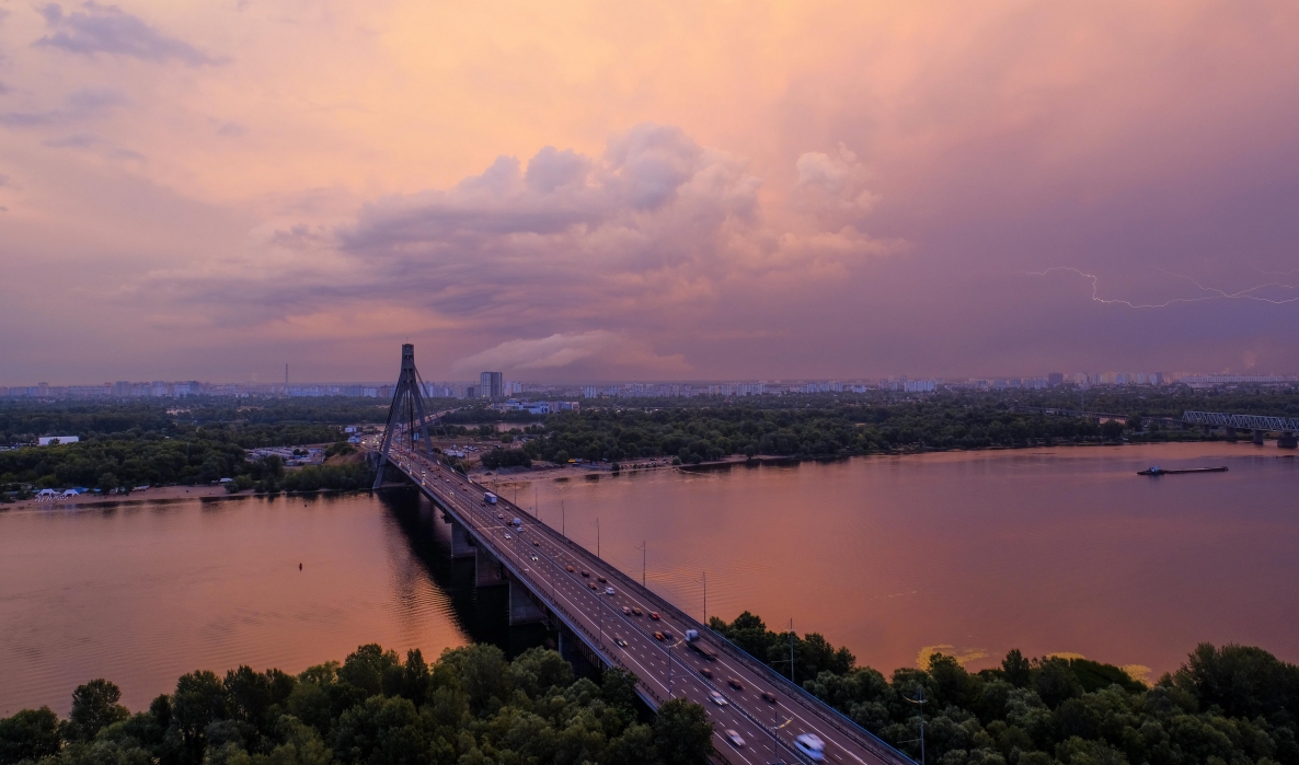 Мост имени Георгия Фукса летний вечер, украина, киев, днепр, молния, мост имени георгия фукса