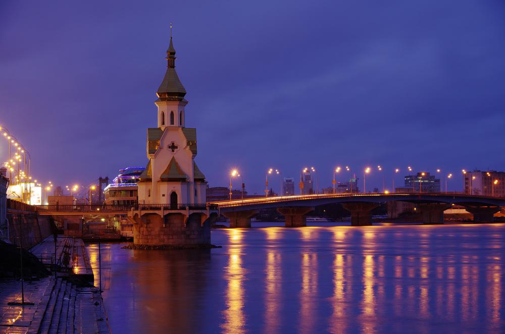 Після дощу. поділ, храм миколая чудотворця, гаваньський міст