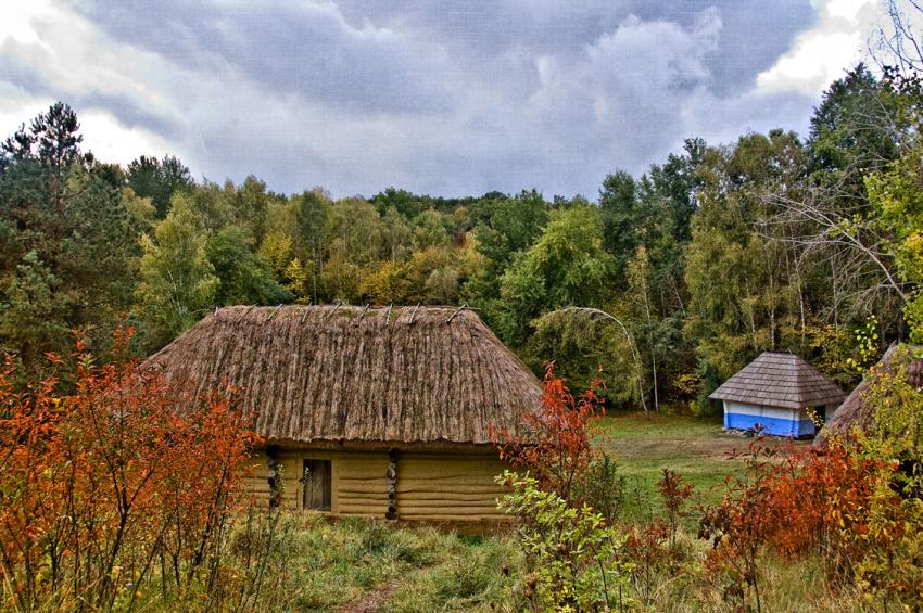 Тихое местечко село, осень