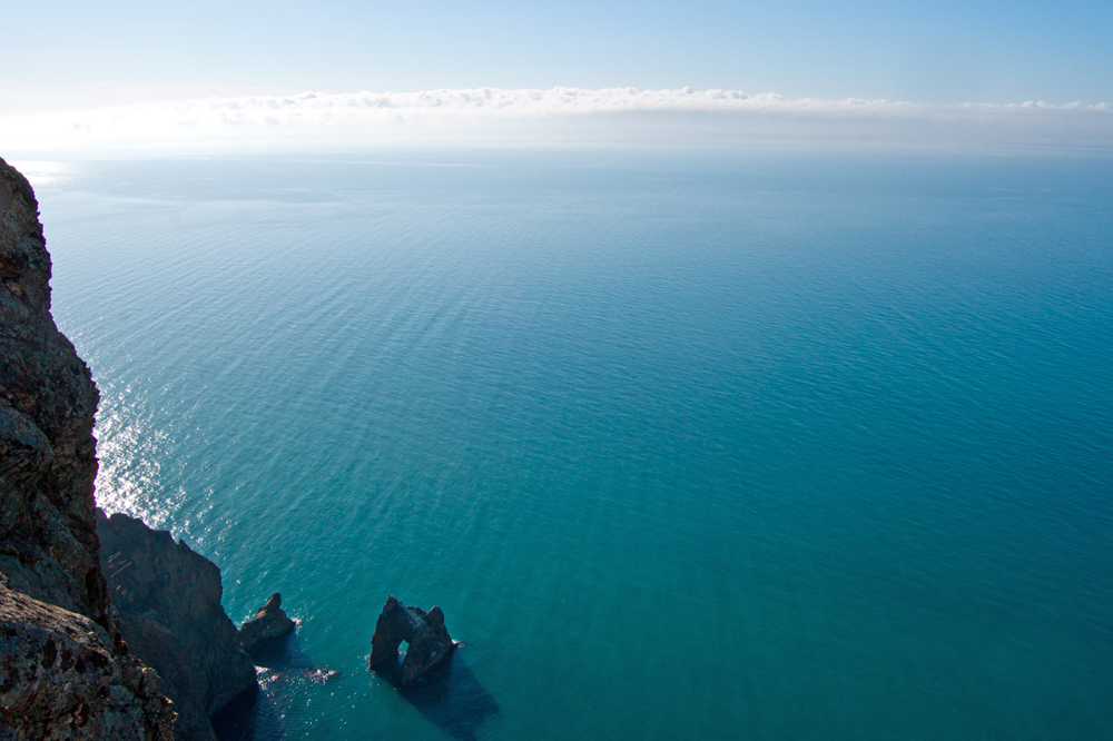 Безмолвное море лазурное море. Обманчивое море.