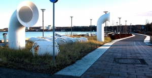 Jogging tracks near the sea