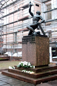 Monument to the students and teachers of Tallinn who fell in the Estonian war of independence