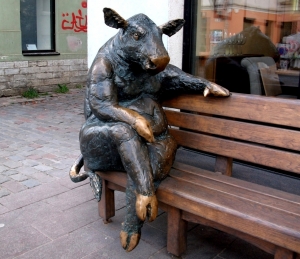 He wants to make friends and have a beer together!