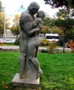 Sculpture "The Moment before the Kiss" on the Kissing hill in Tallinn
