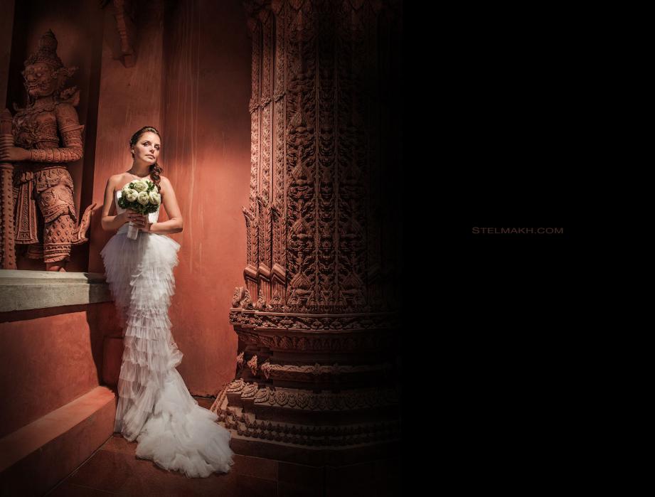 Bride in red temple. wedding story, bride