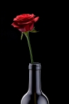 Троянда у пляшці