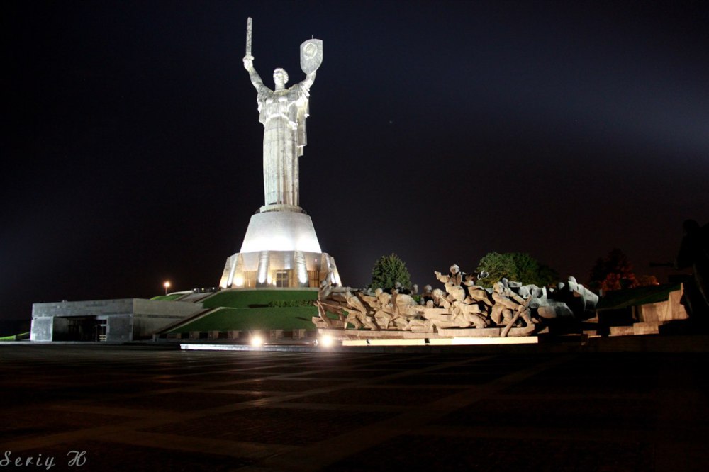 Родина мать в киеве сейчас фото