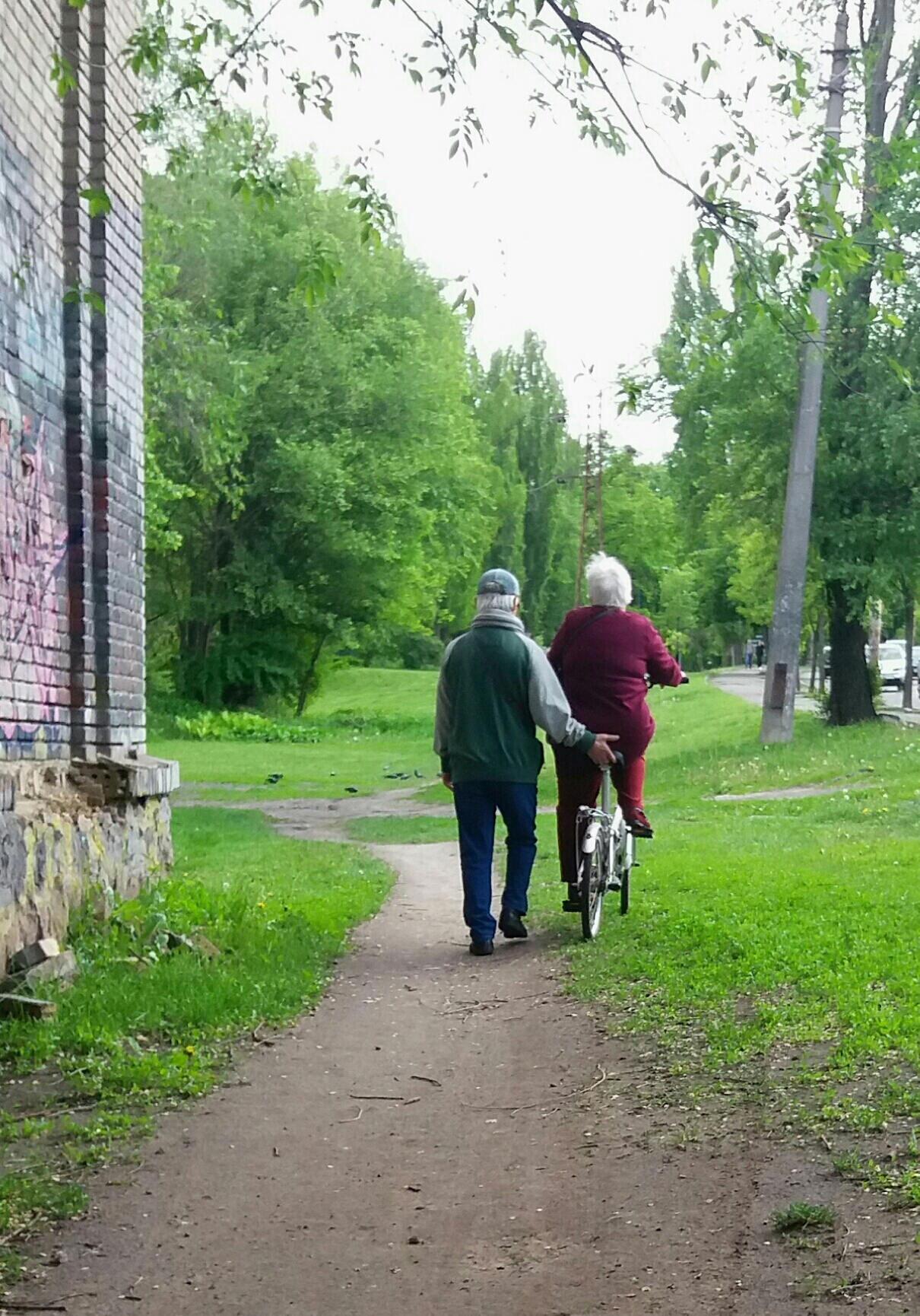 ГОЛОВНЕ,ЩОБ НОВІ ПОЧИНАННЯ ЗНАХОДИЛИ ПІДТРИМКУ БЛИЗЬКОЇ ЛЮДИНИ...