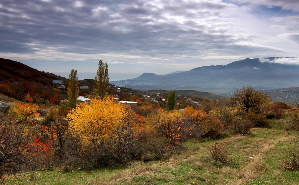 Ялта горы осень