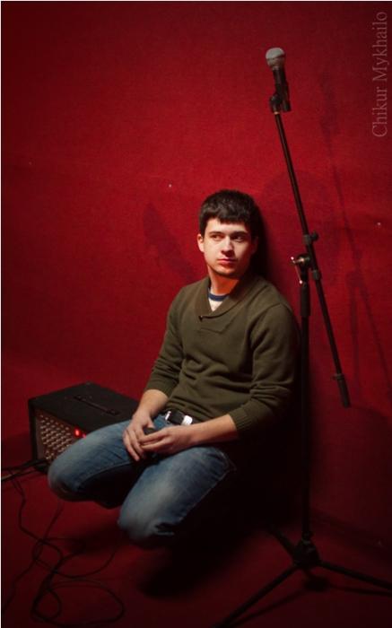 waiting until the guitar tuned