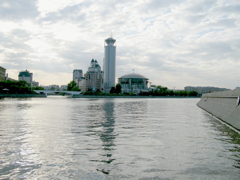 Прогулка по Москва-реке. Дом музыки
