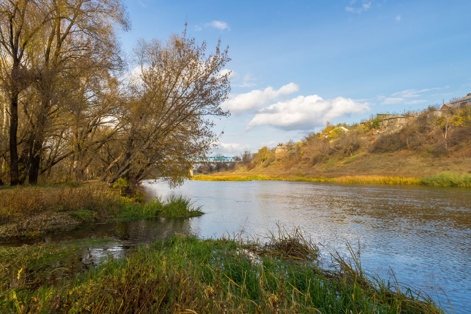 На реке.
